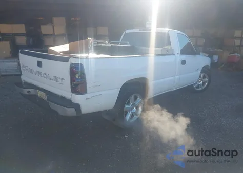 2002 Chevrolet Silverado 1500 Commercial from USA, damaged, VIN 1GCEC14W22Z181487